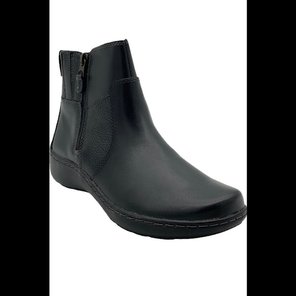 Clarks Shoes - Clarks Collection Leather Ankle Boots Cora Grace Black - Medium